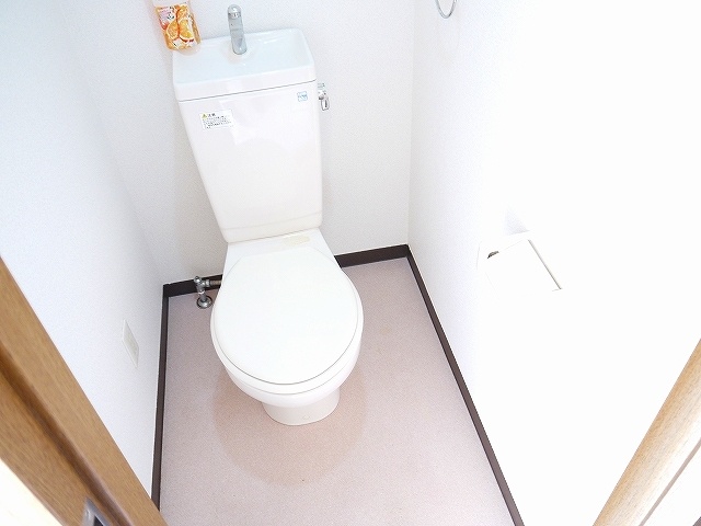 トイレ　落ち着いたトイレです