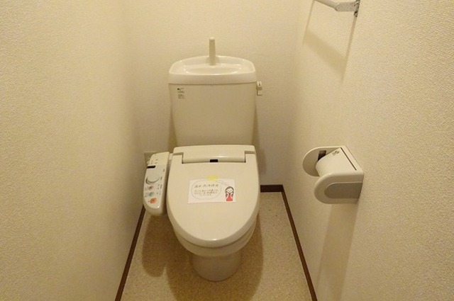 トイレ　温水洗浄暖房便座