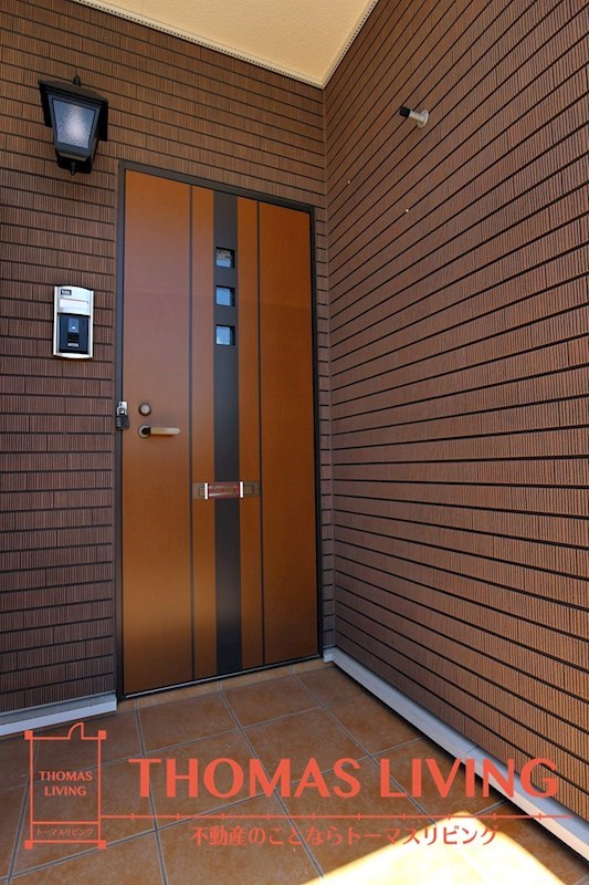 エントランス　実際の写真を準備中の為、同シリーズの写真でご参考下さい。