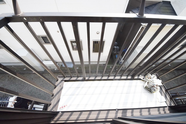 バルコニー　～洗濯物干そっ～