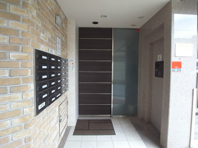 エントランス　エントランス