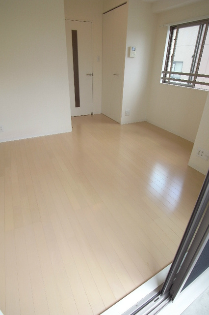 居室・リビング　きれいなお部屋