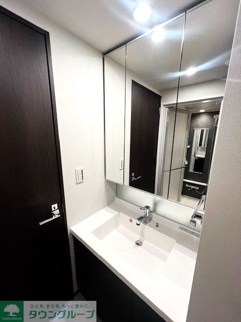 洗面設備　お部屋探しは株式会社　タウンハウジング　までお気軽にお問合…