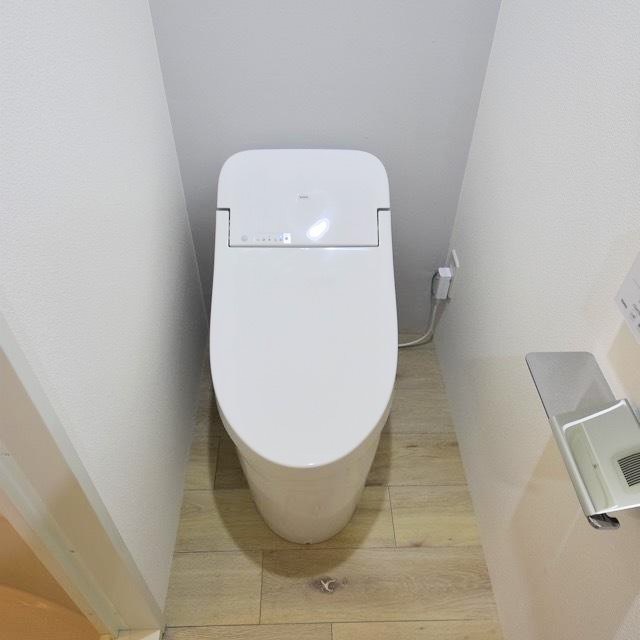 トイレ　トイレ
