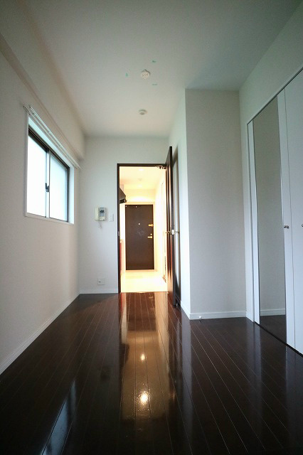 居室・リビング　※同物件別部屋参考画像