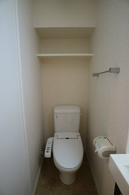 トイレ　※同物件別部屋参考画像