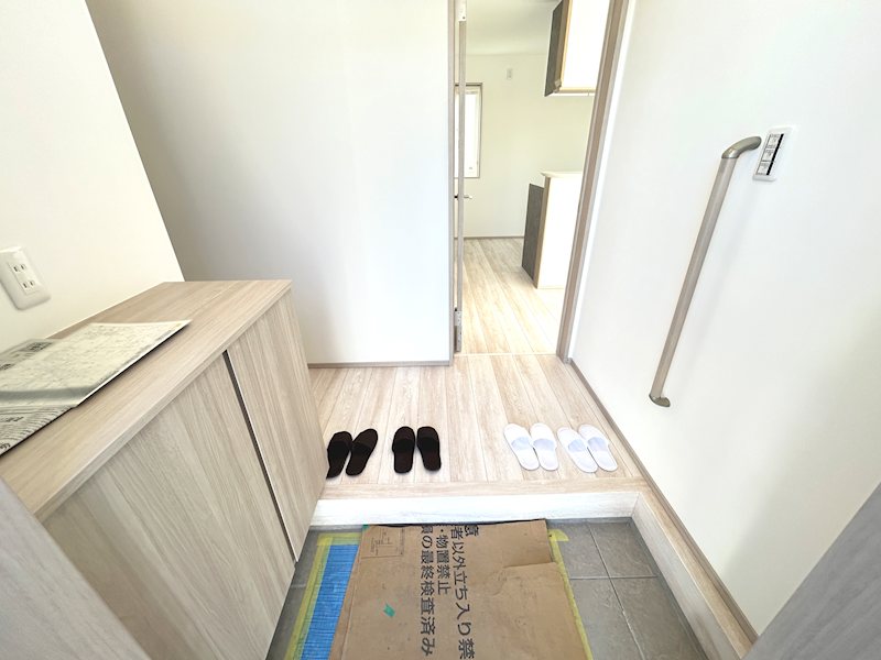 玄関　類似画像です