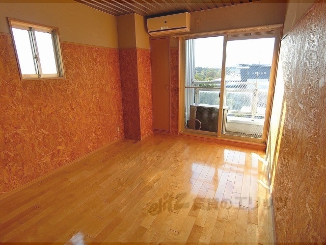 居室・リビング　洋室