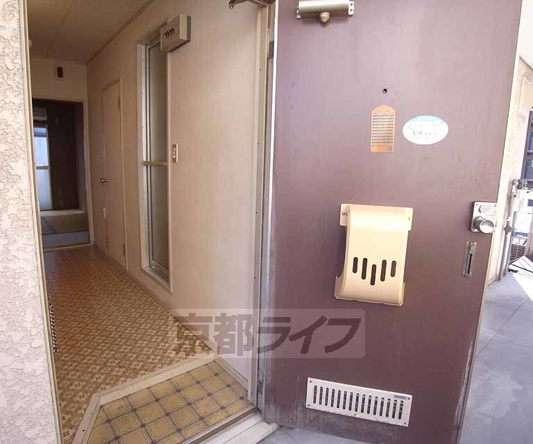 玄関　懐かしさ溢れる玄関間口