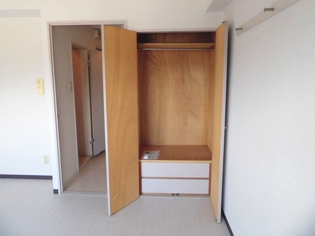 収納　同物件、別居室