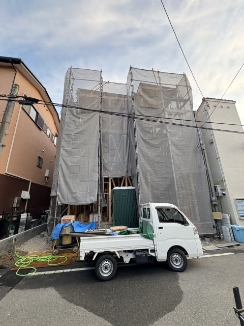 建物外観　建築中