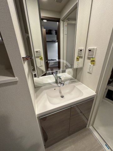 洗面設備　ソルレヴェンテ北堀江Q　独立洗面台