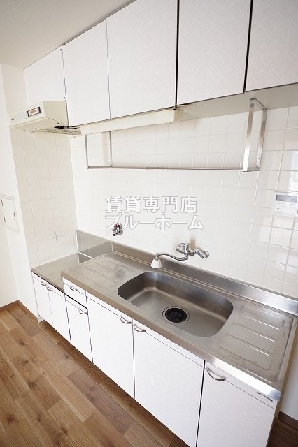 キッチン　収納豊富なキッチン！