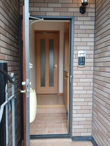 玄関　明るい玄関です