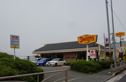 飲食店　デニーズ 鶴見一国店（飲食店）まで1067m
