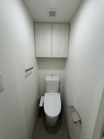 トイレ　落ち着いたトイレです