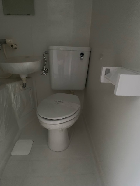 トイレ　浴室内にトイレがあります♪
