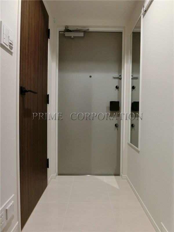 玄関　※参考写真※