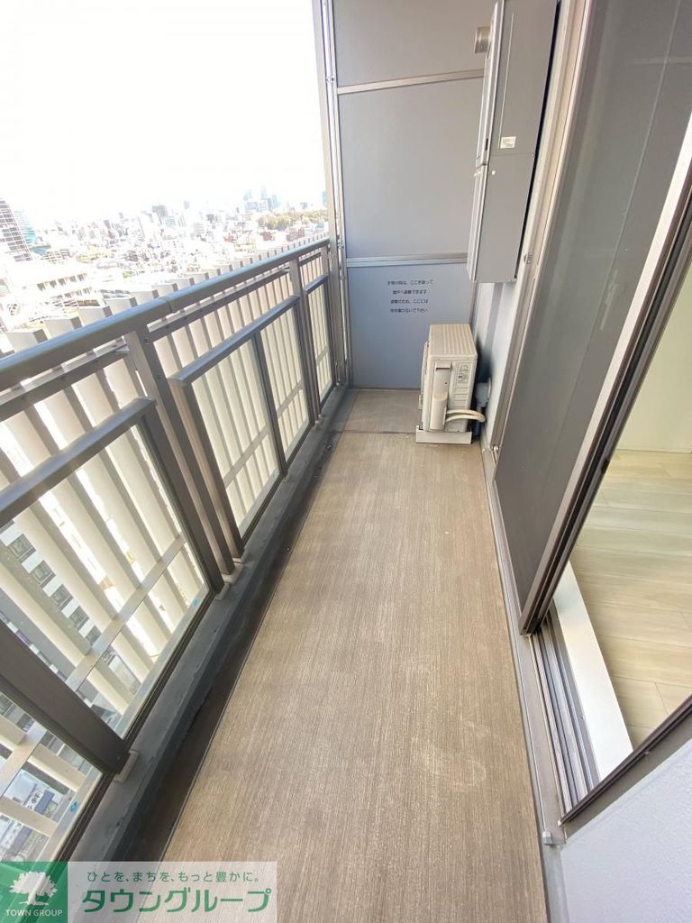 バルコニー　バルコニー