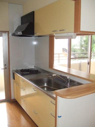 キッチン　CASA愛宕南