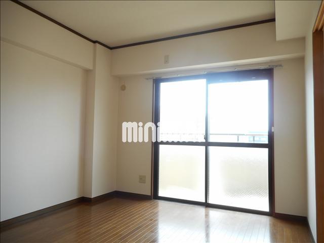 その他　南向きの明るい洋室