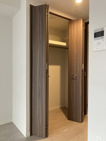 収納　クローゼット※同タイプ部屋の写真です。