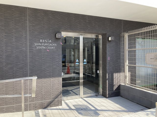 エントランス　エントランス