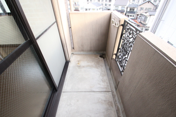 バルコニー　※別部屋の写真です
