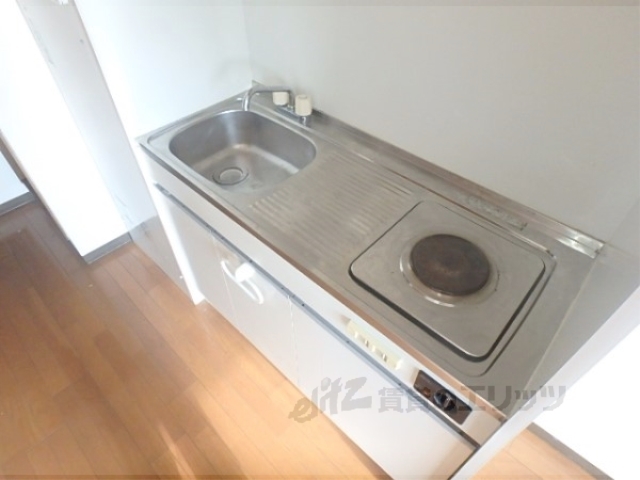 キッチン　電気コンロ