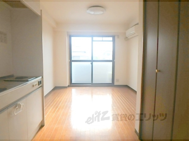 居室・リビング　洋室