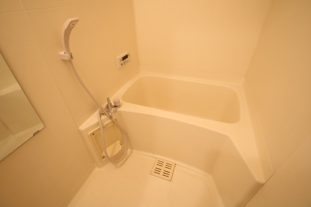 バス・シャワールーム　※写真は別室の参考写真です。現況優先