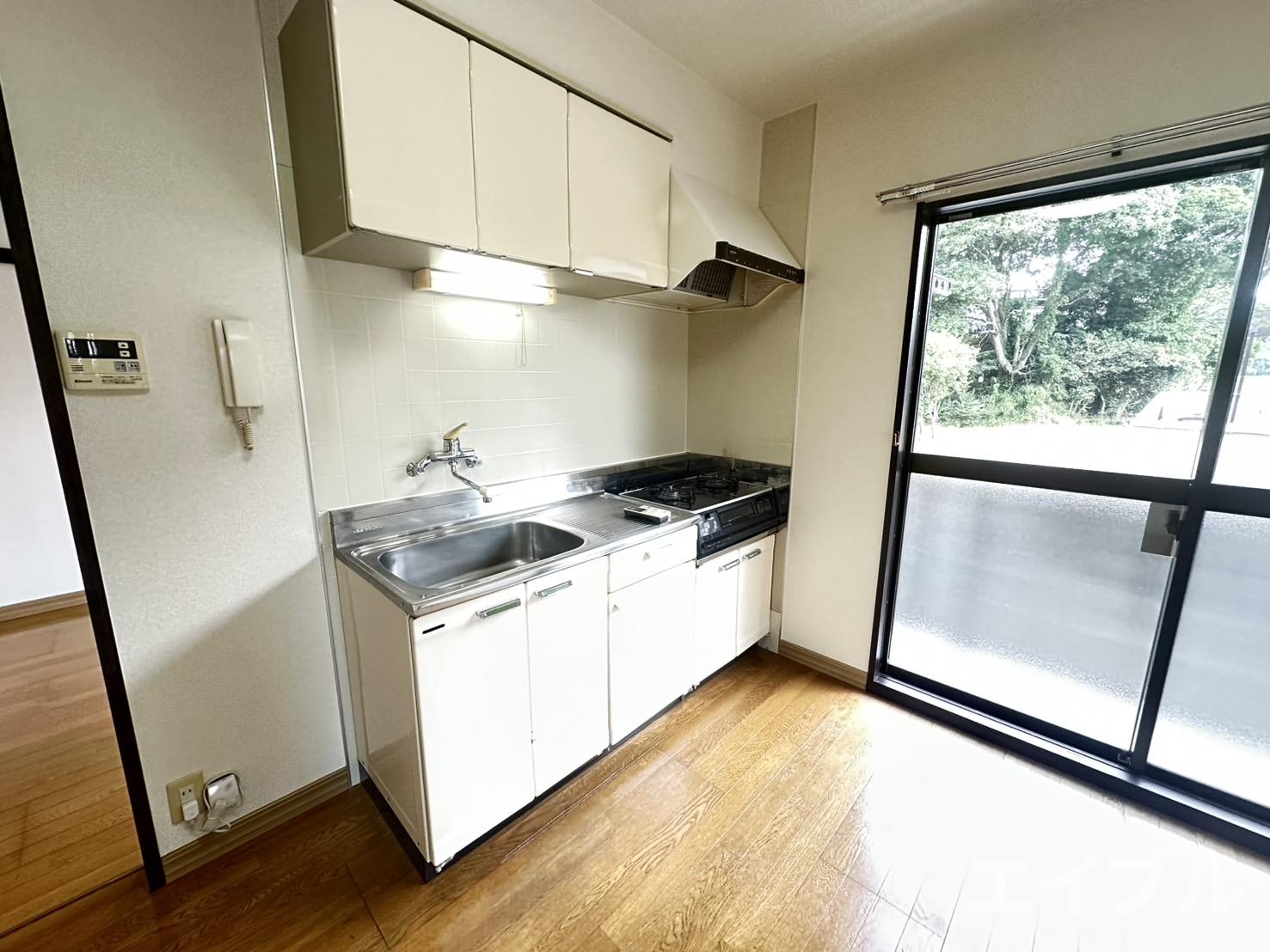 キッチン　同型タイプ　現況優先