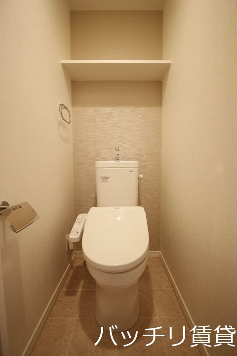 トイレ　同型イメージの為、現状を優先致します。