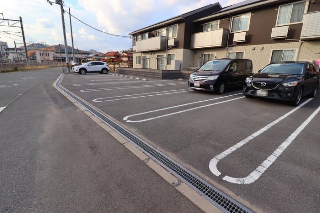 駐車場　駐車場