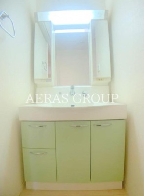 洗面設備　同仕様