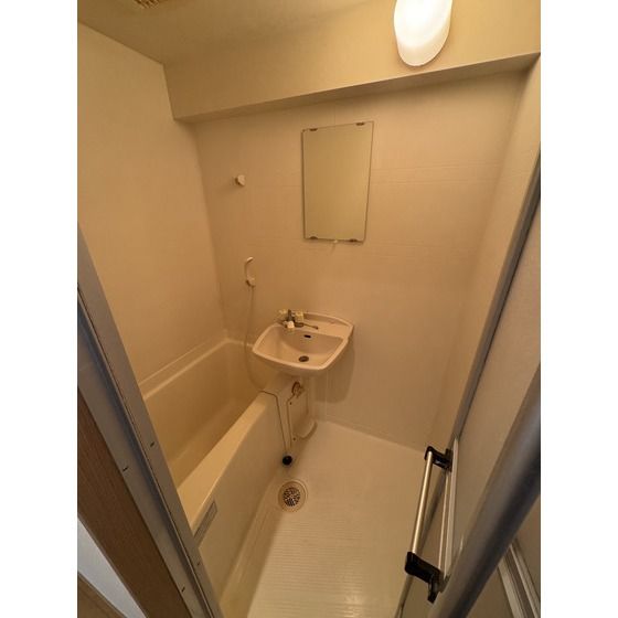 バス・シャワールーム　同物件別室写真