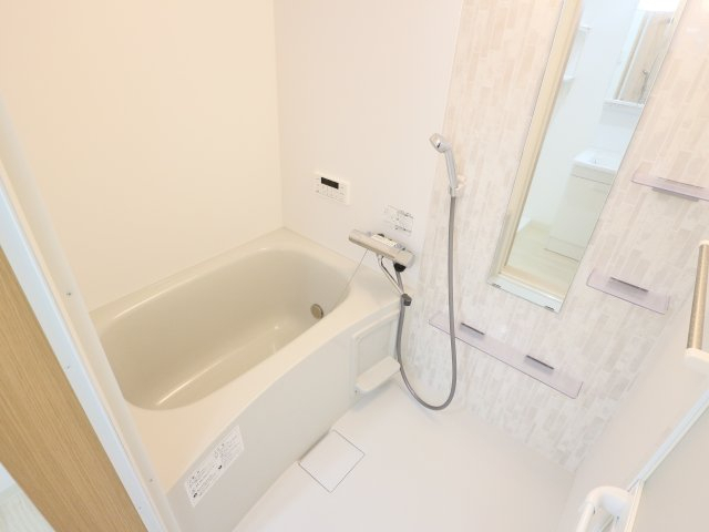 バス・シャワールーム　同系モデル写真