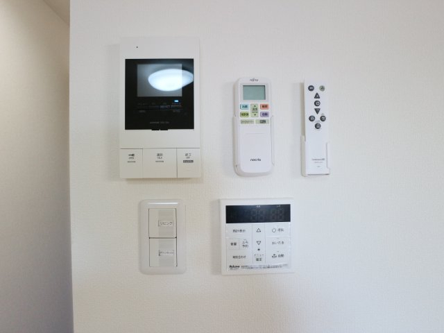 セキュリティ　同系モデル写真