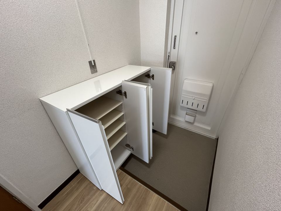 玄関　シューズＢＯＸ新調しました！