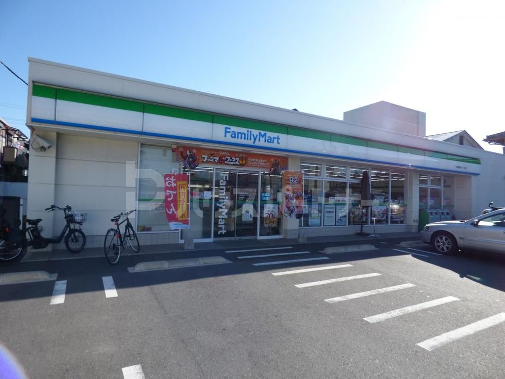 コンビニ　ファミリーマート千葉黒砂台1丁目店（コンビニ）まで120m