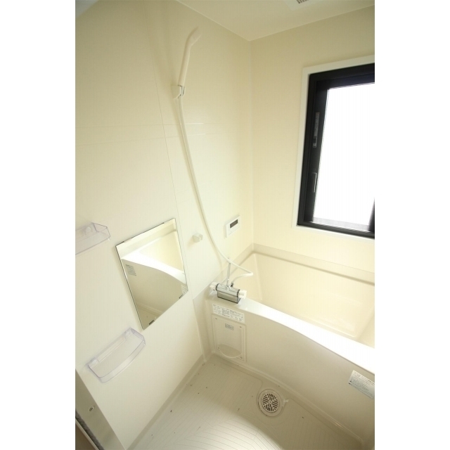 バス・シャワールーム　バスルーム