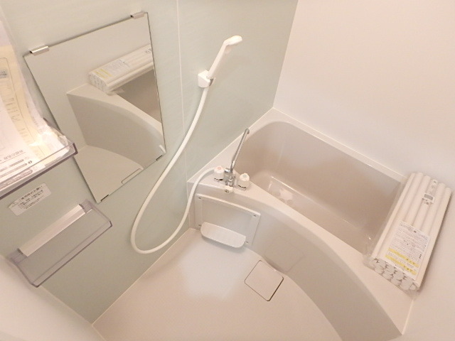 バス・シャワールーム　同施工物件のイメージ画像です。