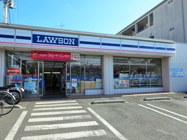 コンビニ　ローソン鎌倉小町一丁目店（コンビニ）まで409m