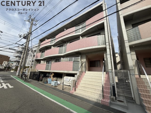 建物外観　オートロック付き