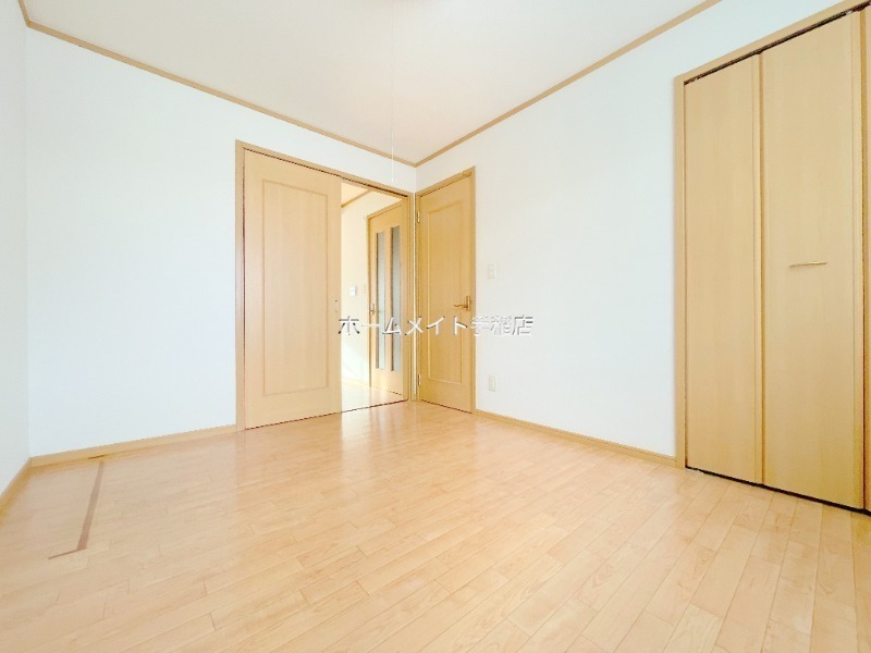 その他部屋・スペース　明るい洋室、寝室にどうぞ♪