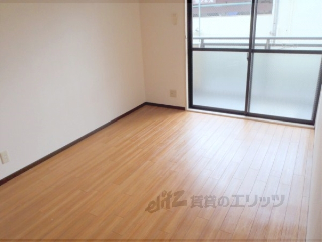 居室・リビング　洋室