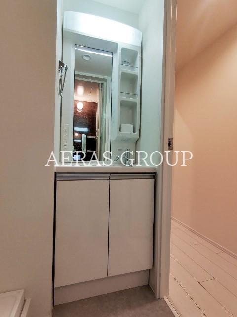 洗面設備　別部屋同仕様タイプ