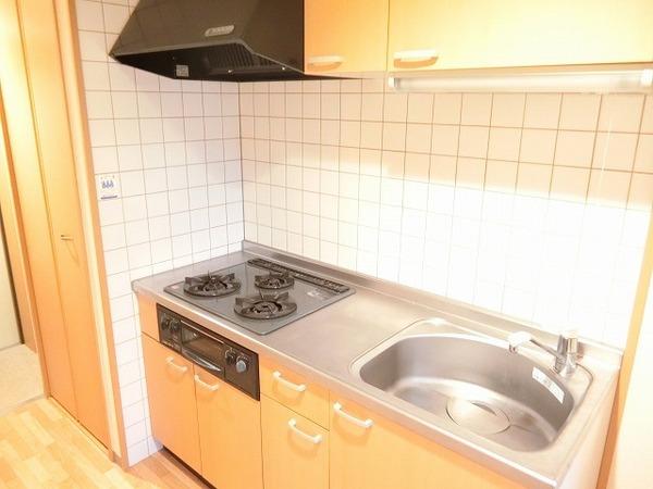 キッチン　３口ガスコンロ！