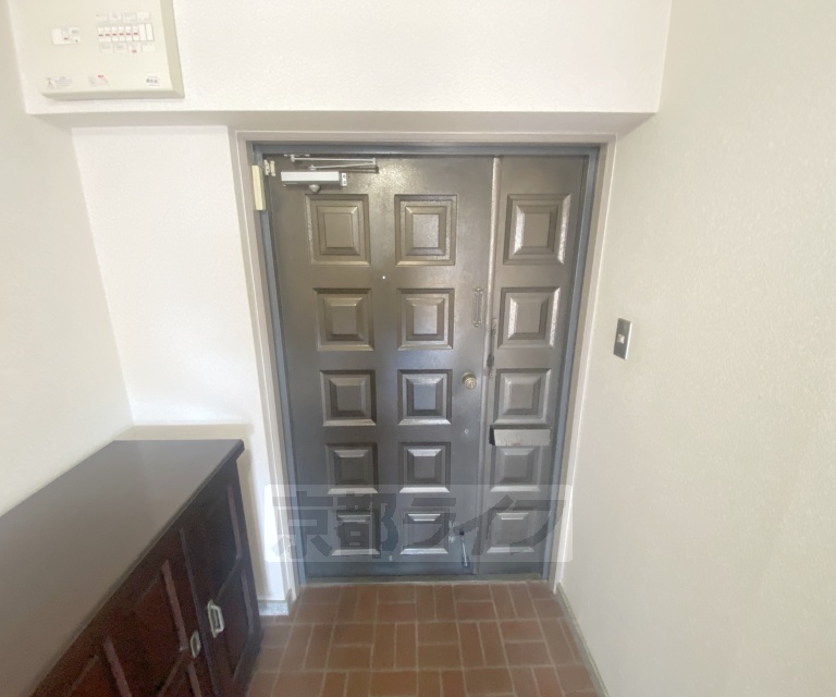 その他設備　まるで一軒家のような広い玄関です