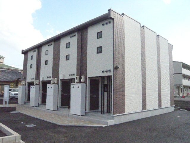 建物外観　外観は落ち着いています